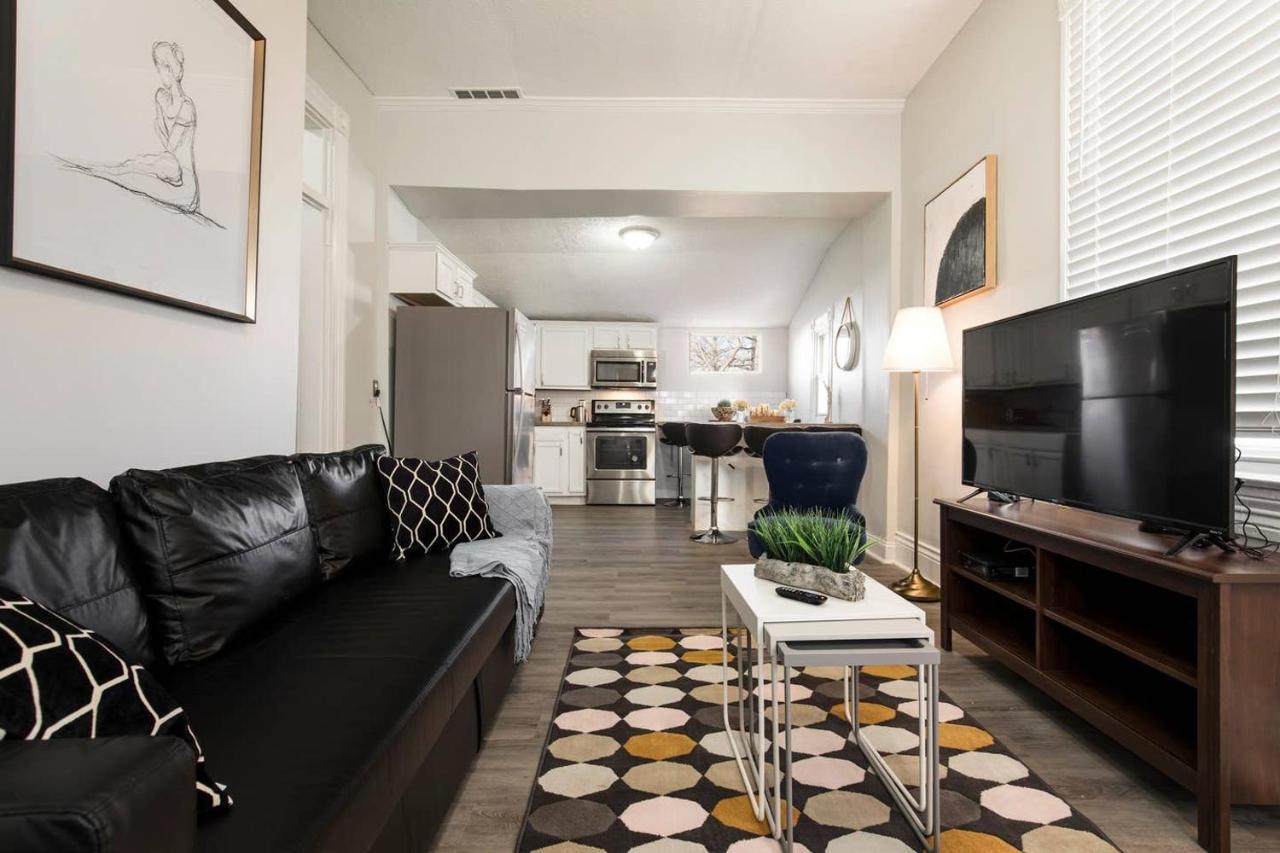 Louisville Dream House 4Br 2Ba By Cozysuites Extérieur photo